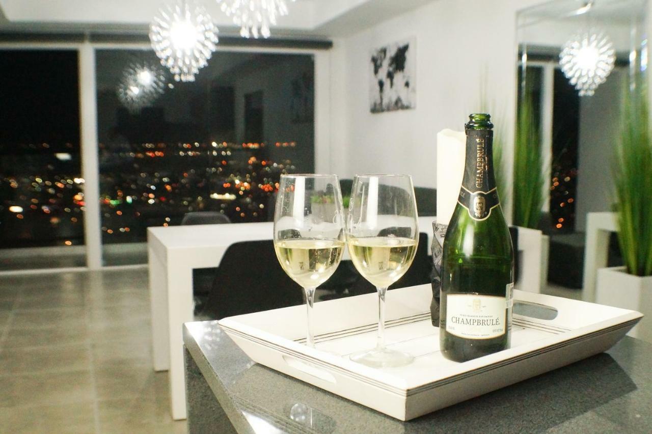 Luxurious Condo & Unparalleled Comfort InΤιχουάνα Εξωτερικό φωτογραφία